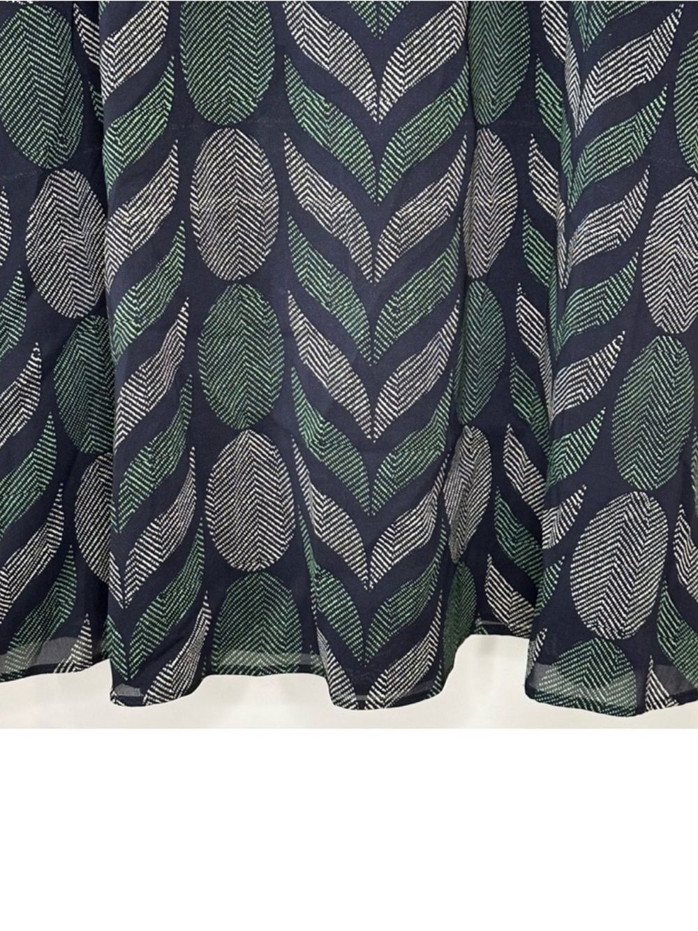 Alice + Olivia Silk Abstract Leaf Print Shift Dress Small - Picture 5 of 10